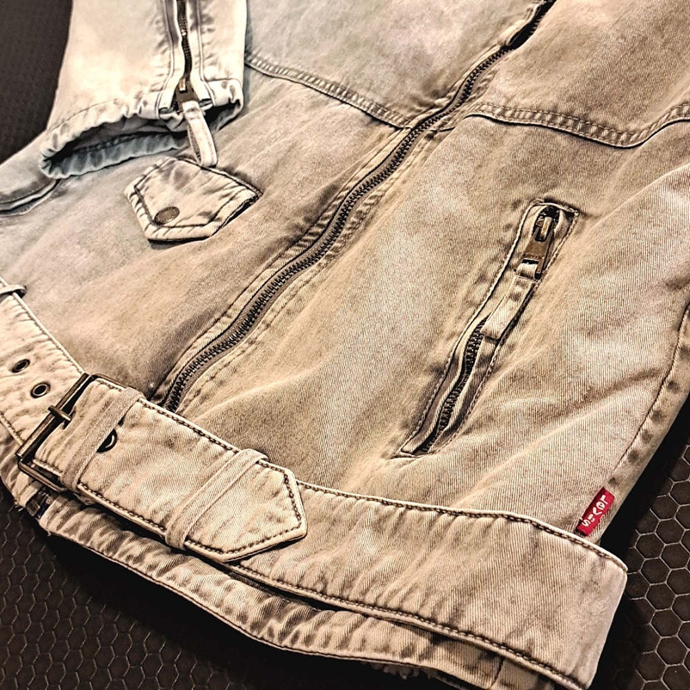Levi's Washed Grey Denim-Sherpa Fall/Winter Biker Jacket/Coat Size M - Picture 2 of 15